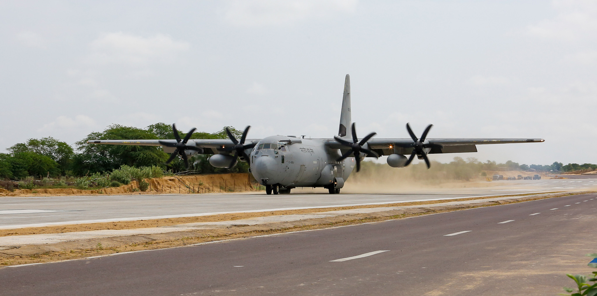 Aircraft lands at IAF emergency landing facility, Barmer