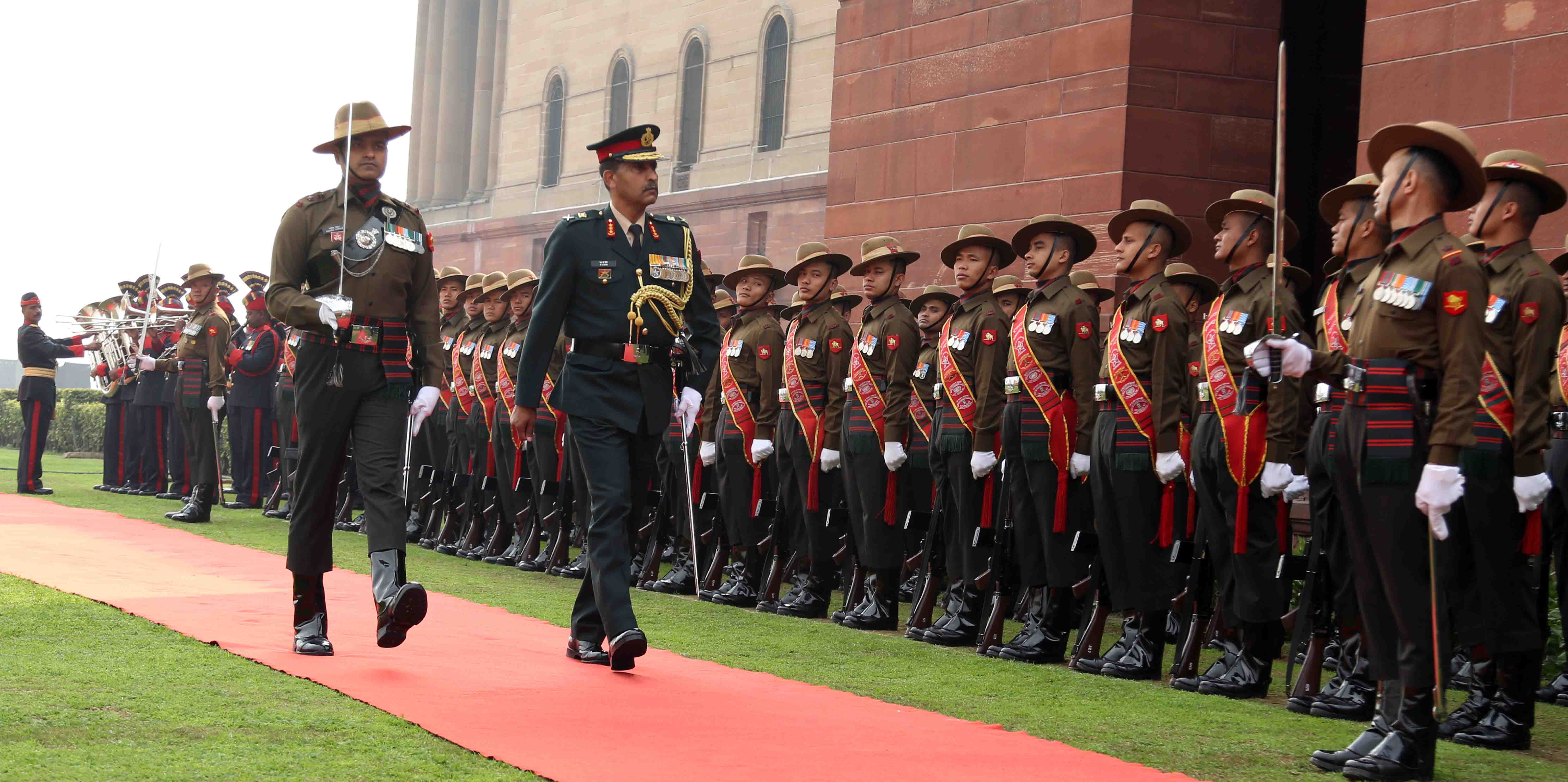 Lt Gen Satinder assumes charge of VCOAS