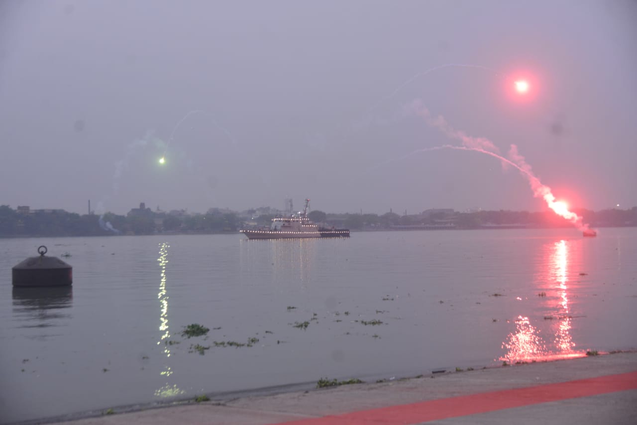Indian Navy demonstration on Hoogly river