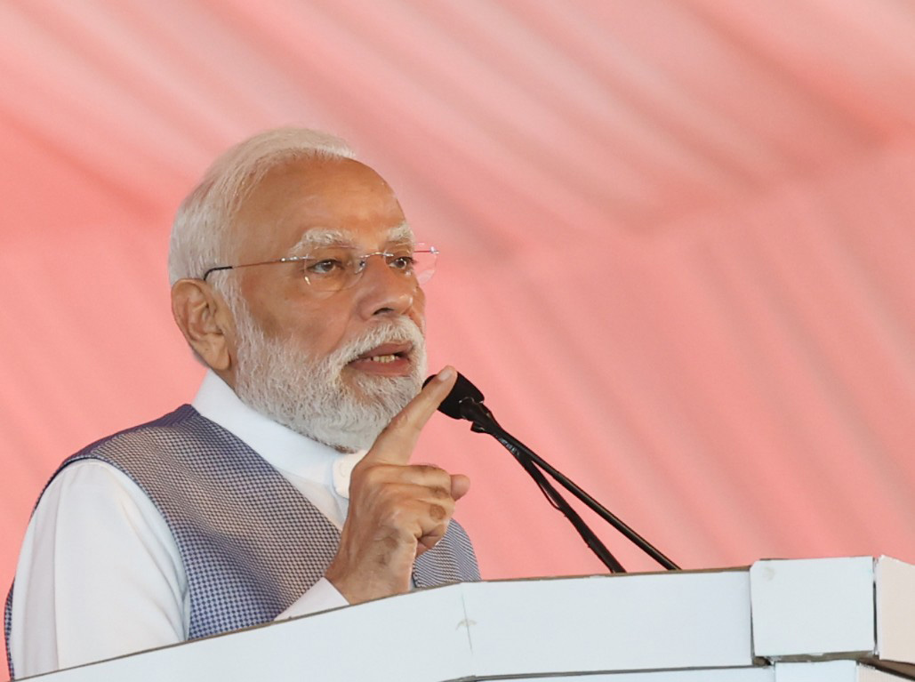 PM Inaugurates Advanced Night Vision Factory